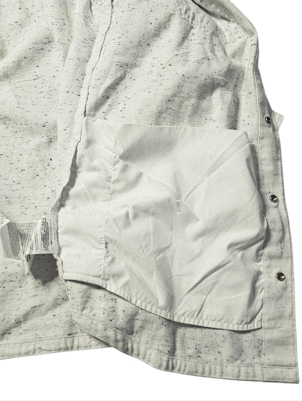 Vans Light Gray Long Sleeve Button-Down Shirt with Chest Pocket Size Medium - Picture 3 of 10